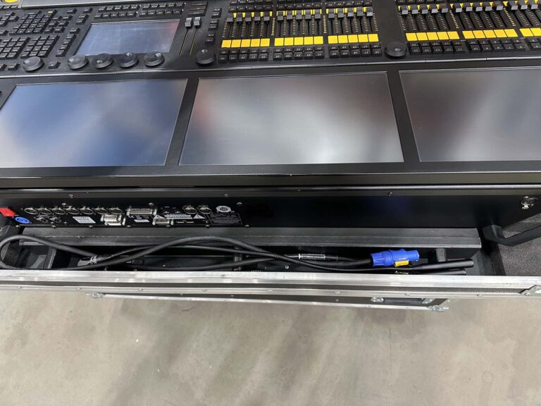MA Lighting grandMA2 full-size professional lighting console