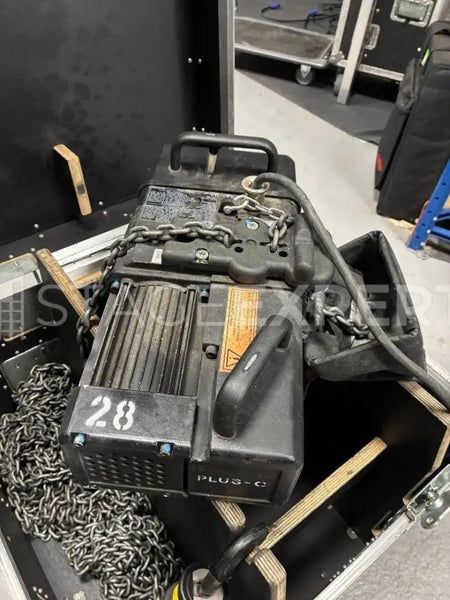 Movecat D8+ 500 kg Chain Hoist, 24 m Chain with Case