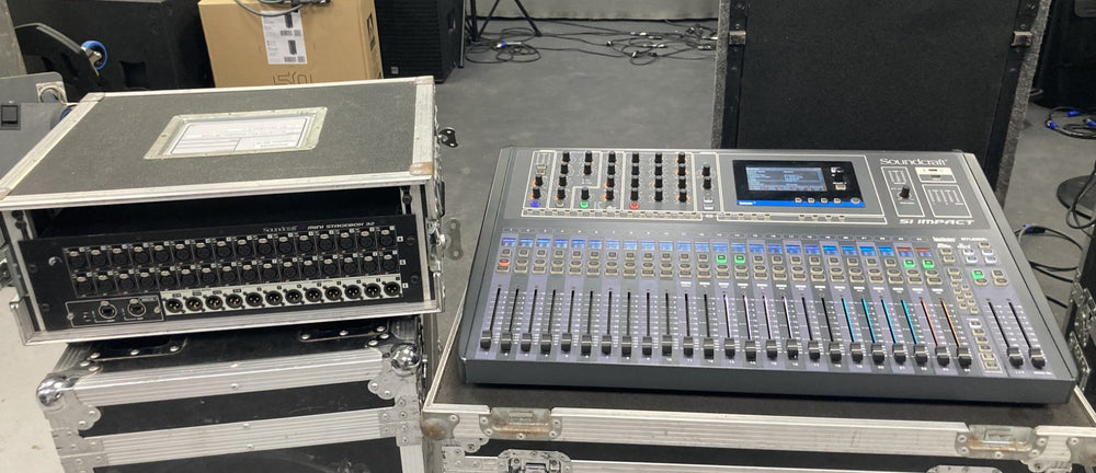 Soundcraft Si Impact Digital Mixer with Mini Stagebox 32 & Case