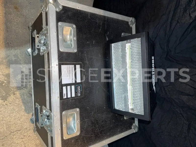 MediaLED xStrobe Pro 3000 Set of 4 LED Strobe Pack with Case