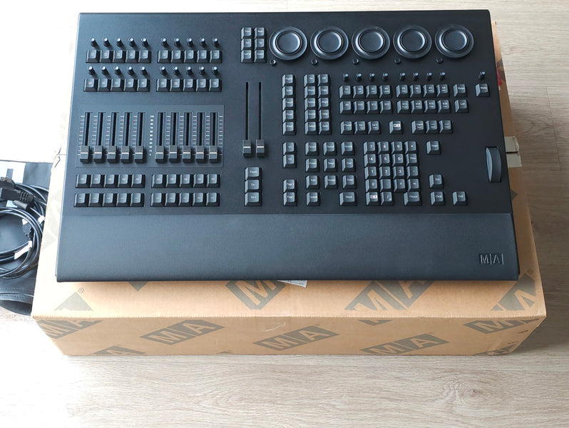 MA Lighting grandMA3 onPC Command Wing – Compact Control