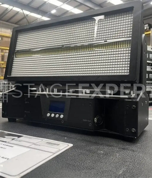 GLP JDC1 Strobe incl. 4-Way Flight Case
