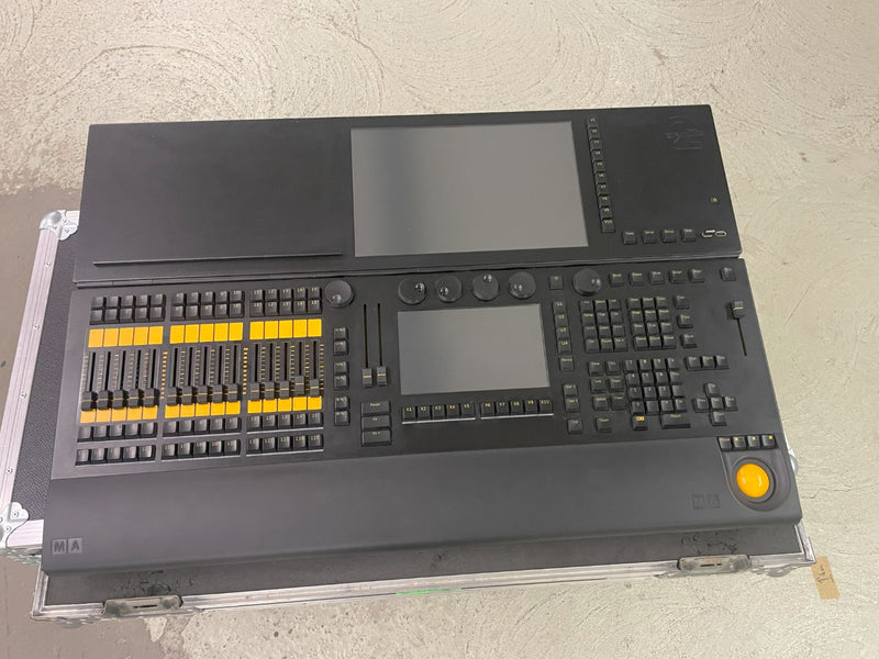 MA Lighting grandMA2 Ultra-Light Console (2017) with Case