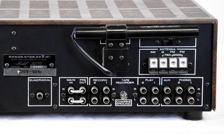 Marantz 2270 AM/FM Receiver – Vintage Hi‑Fi, 220VAC