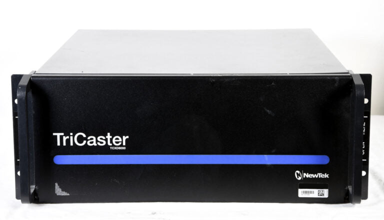 NewTek TriCaster TCXD8000 with 8000 CS & 3Play Bundle