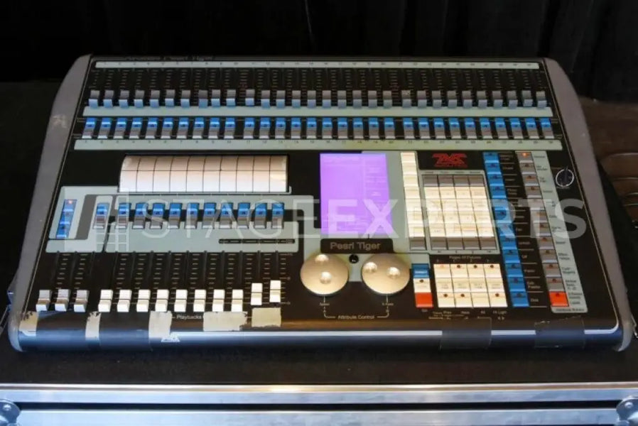 Avolites Pearl Tiger Lighting Console – Compact Pro Control