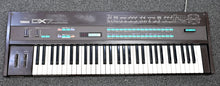 Load image into Gallery viewer, Yamaha DX7 FM Synthesizer with ROM Cartridges – Studio/Stage
