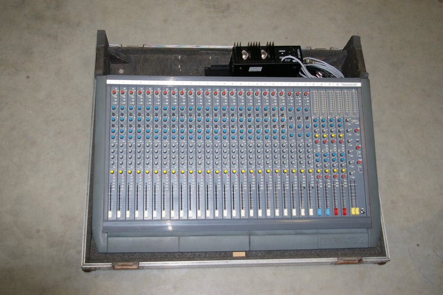Soundcraft Delta 24/4/2 Analogue Mixer – FOH Console