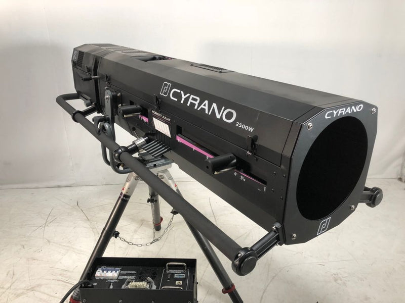 Robert Juliat Cyrano 2500W HMI Followspot – Long Throw