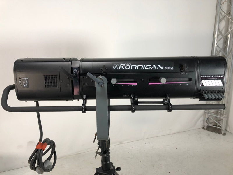 Robert Juliat Super Korrigan 1200 HMI Followspot Kit