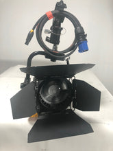 Load image into Gallery viewer, ARRI L5-C Pole-Op LED Fresnel with 4-Leaf Barndoor &amp; Case
