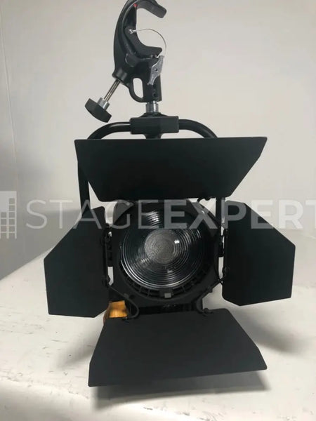 ARRI L7-C LE2 Pole-Op Fresnel with Barndoor & Flight Case