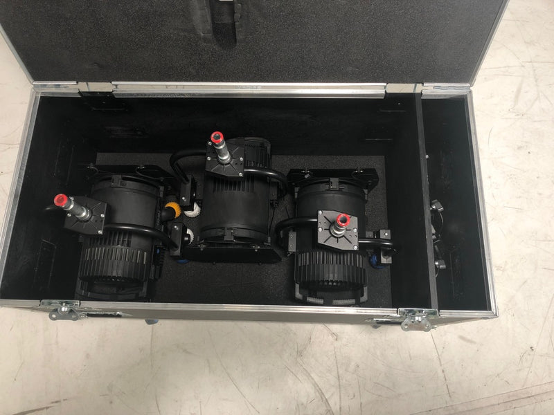 ARRI L7-C LE2 Pole-Op Fresnel with Barndoor & Flight Case