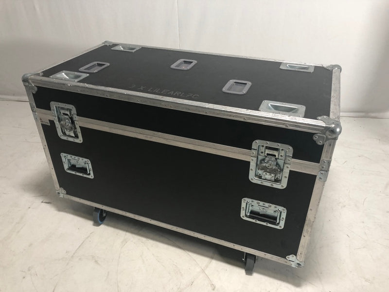 ARRI L7-C LE2 Pole-Op Fresnel with Barndoor & Flight Case