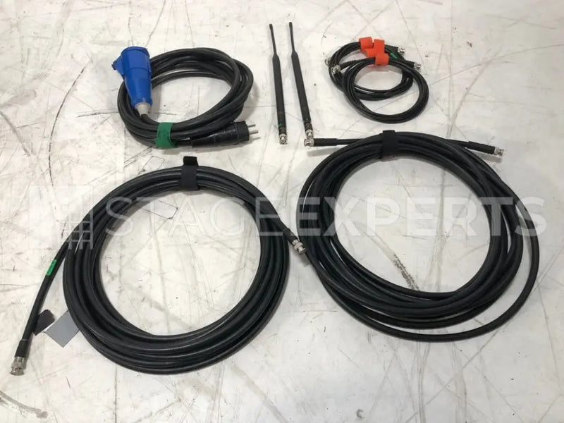 Shure ULXD4Q Quad Receivers Bundle 2x with Antennas, 8ch