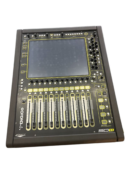 DiGiCo SD11 MADI Digital Mixer with Flight Case – 48‑channel