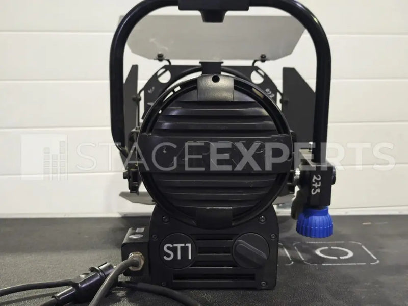 ARRI True Blue ST1 P.O. Set of 4 – Fresnel Kit with Accessories