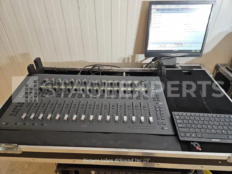 Avid S3L Digital Mixing System with E3 and Stage16