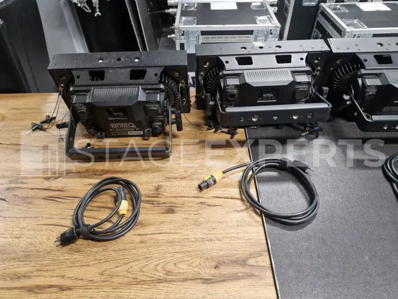 Briteq BT Blinder IP – 3x Set with Case & Cables