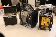 Load image into Gallery viewer, Desisti Remington 4kW/2.5kW Open Face Studio Lighting
