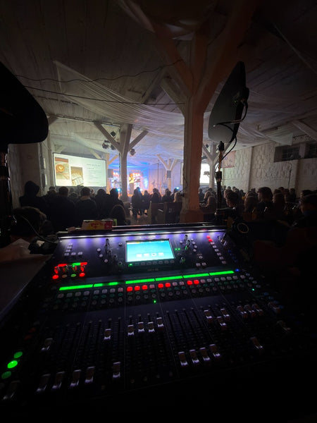 Allen & Heath SQ6 digital mixer with plugin bundle included