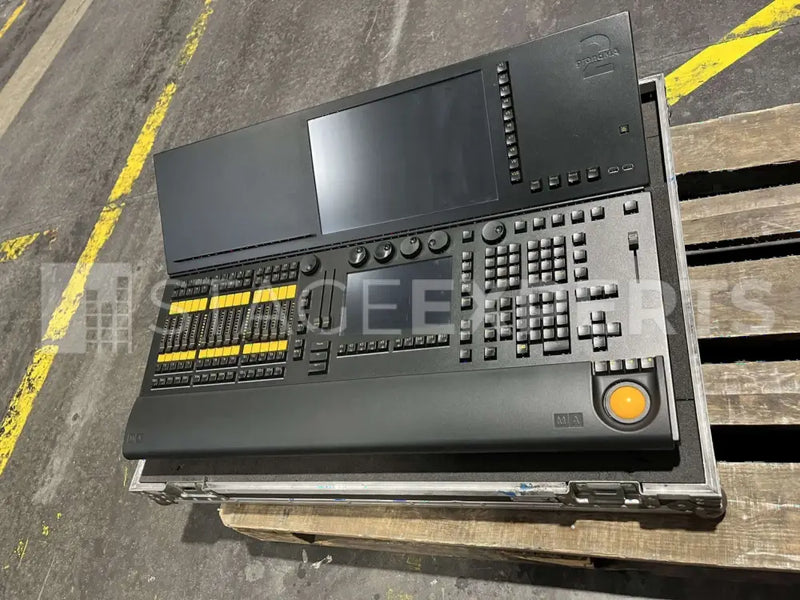 MA Lighting grandMA2 Ultra-Light Lighting Console | 2016