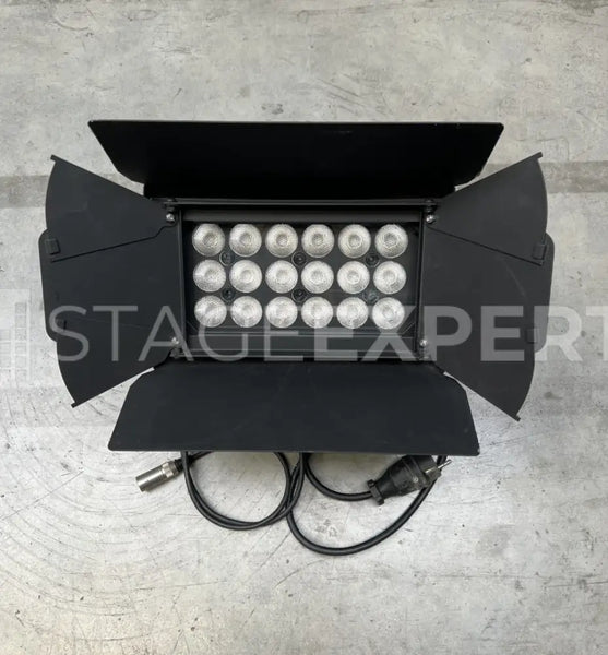 SGM P-2 LED Wash Lights – Set of 4 with Case & Accessories