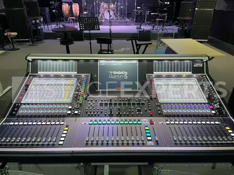 DiGiCo Quantum 5 Set with SD-Rack, HMA & Waves Card