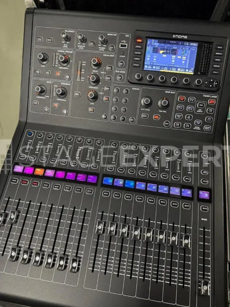 Midas M32R Digital Mixer in Trolley Case – Pro Console