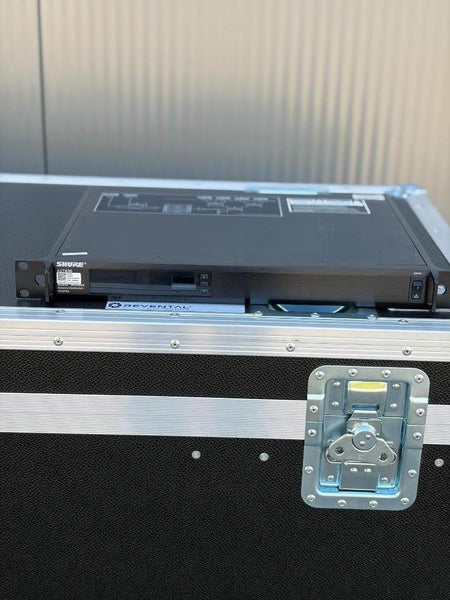 Shure AXT630 Axient Antenna Distribution System | Used