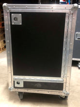 Load image into Gallery viewer, disguise d3 4U v2.5 Media Server with UPS, SFP &amp; Screen
