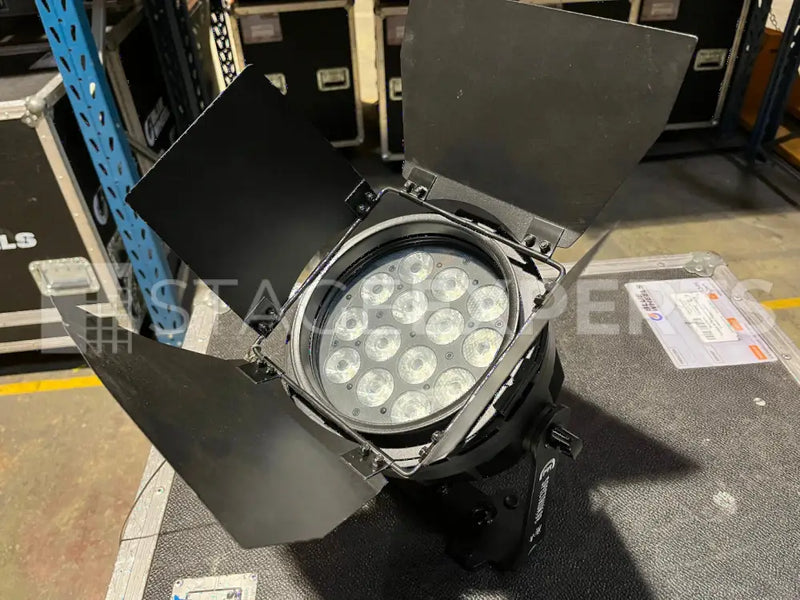 CLF Spectrum P2 VW Set of 8 LED Spotlights with Flightcase