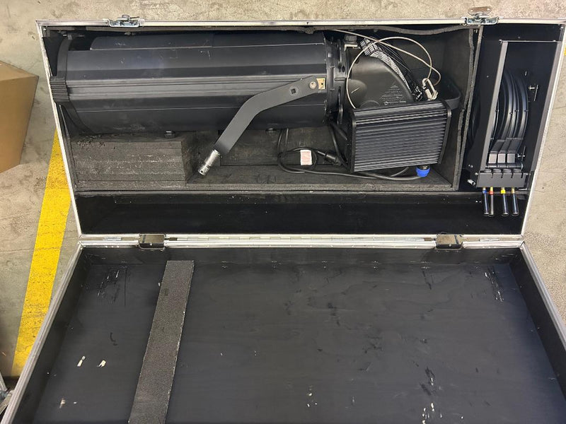 Selecon Pacific 1200W Followspot 5.5–13° + Colour Changer