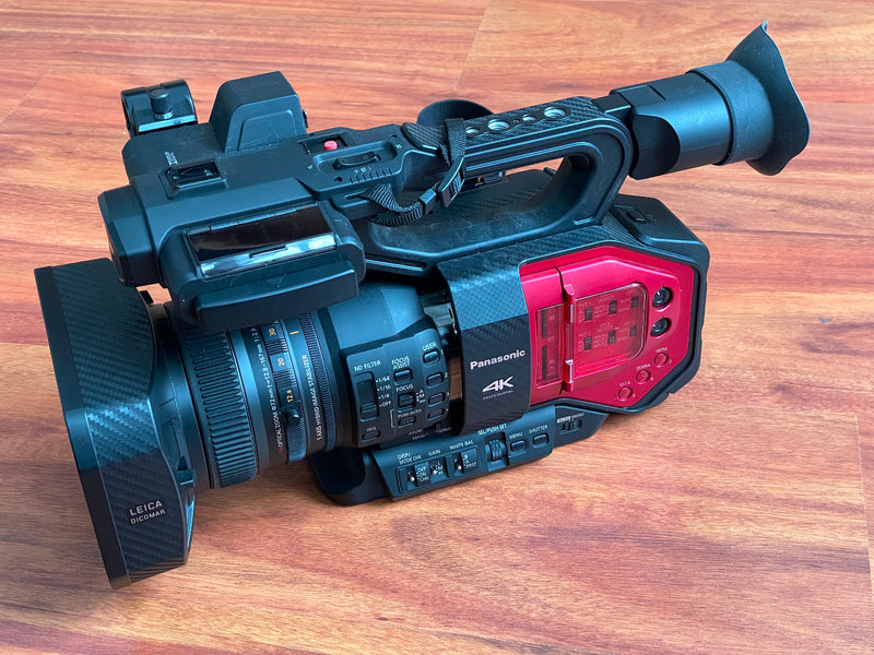 Panasonic AG-DVX200 4K Professional Camcorder inc. SDI