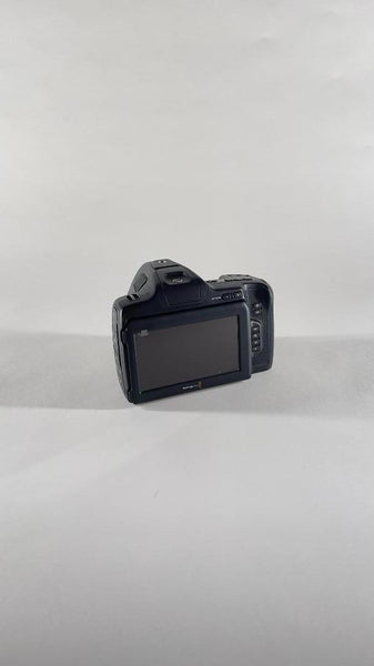 Blackmagic Pocket Cinema Camera 6K Pro – Super 35 EF Mount