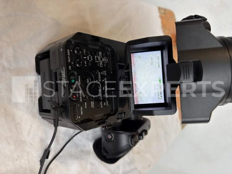 Sony NXCAM FS-700 Super 35 Camcorder with Accessories