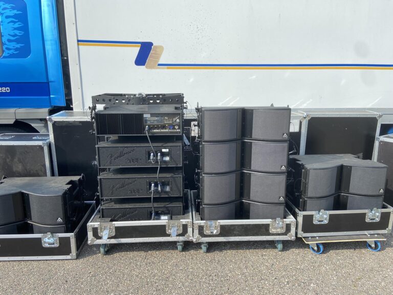 Amate Master Audio Xcellence X208 Line Array System Package