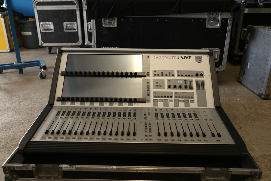 Soundcraft Vi1 Digital Mixing Console with Stagebox & Case