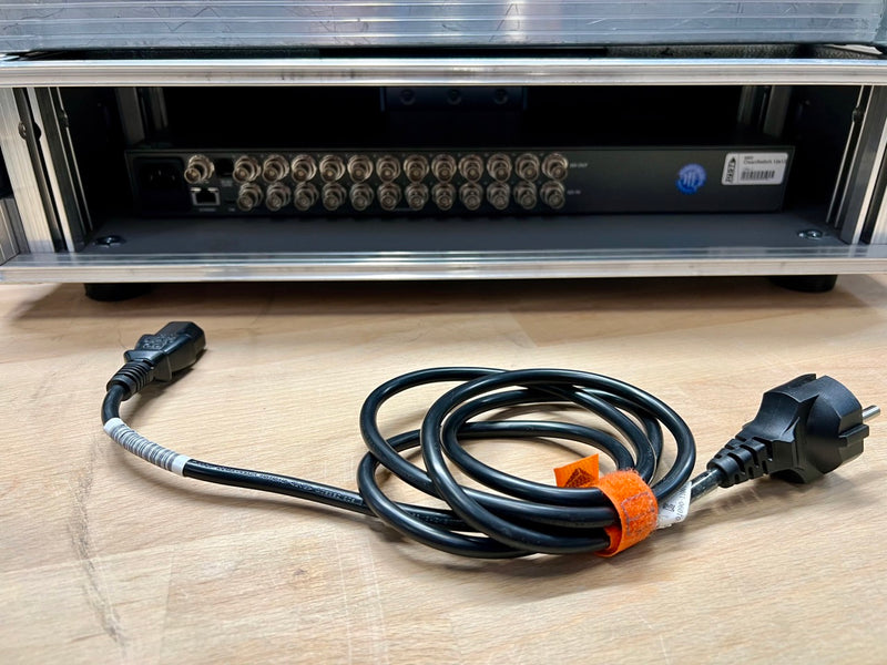 Blackmagic Design CleanSwitch Videohub 12x12 6G-SDI Router