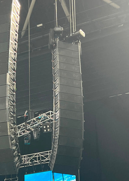 Electro-Voice XLD281 Line Array System with Xsub & Amps
