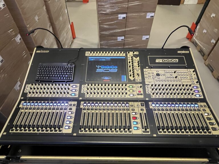DiGiCo SD8 + D2‑Rack Digital Mixing System | Stage Experts
