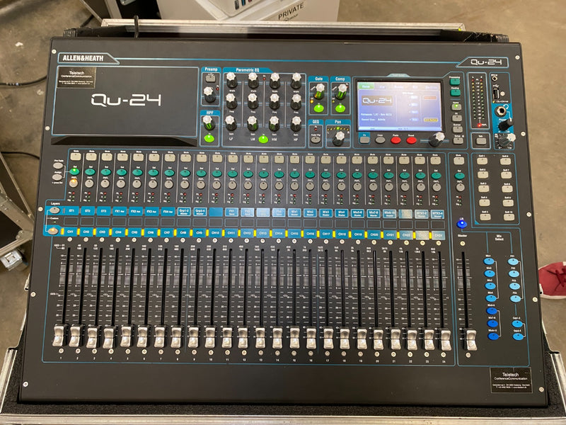 Allen & Heath QU-24 Digital Mixer with Flightcase – 24ch