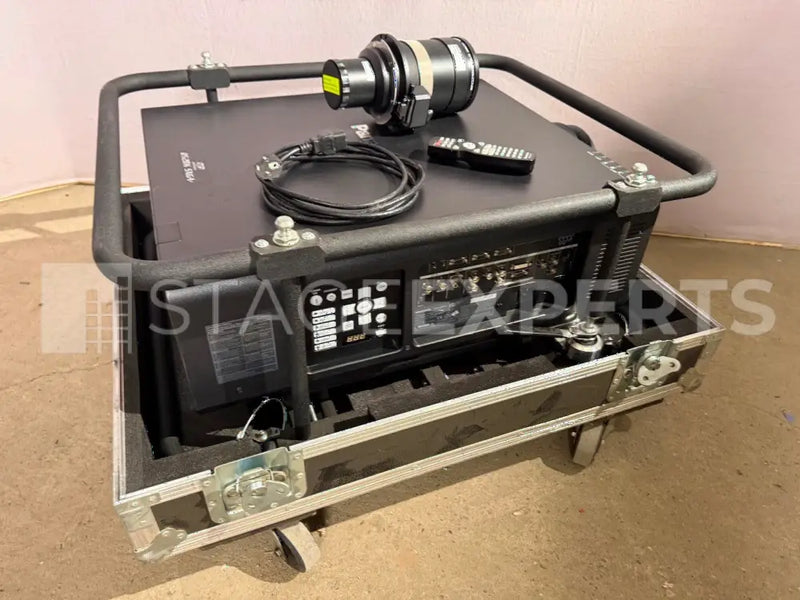 Panasonic PT-DS20K 20K Projector with Frame, Case & Lens