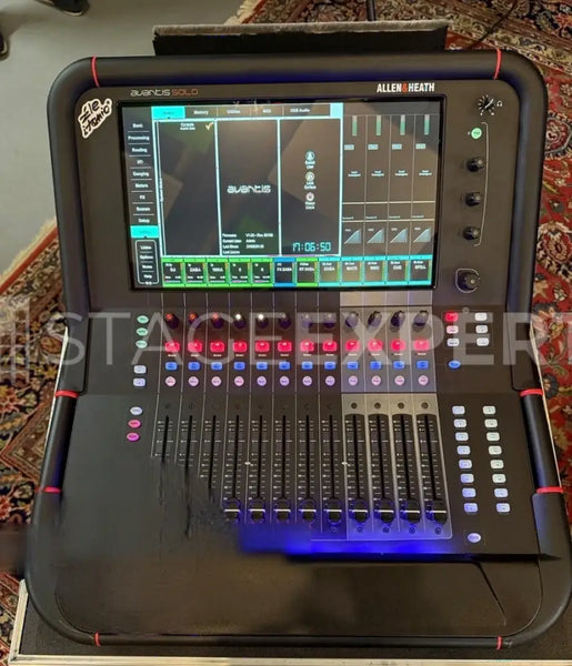 Allen & Heath Avantis Solo with DPack Digital Mixer, 64ch