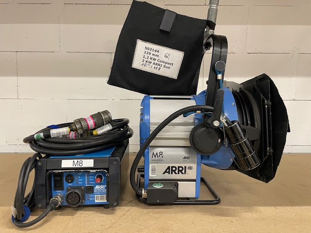 ARRI M8 Daylight HMI 800W Set – Flicker‑Free Ballast