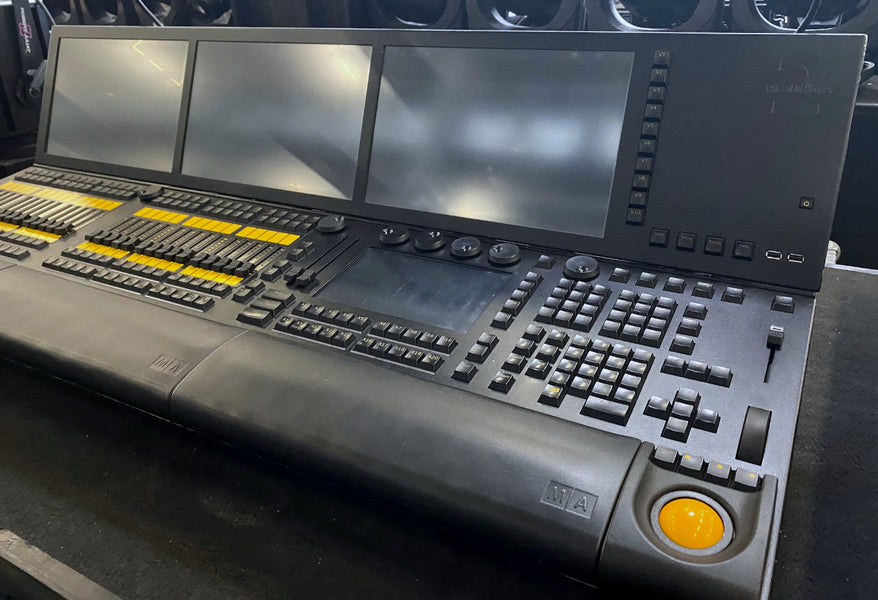 MA Lighting grandMA2 Full-Size Lighting Console – Pro Desk