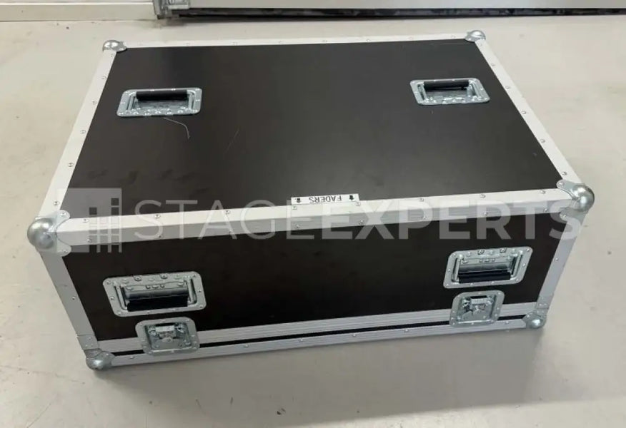Yamaha QL5 Digital Mixer with Dante, Supplied Flight Case