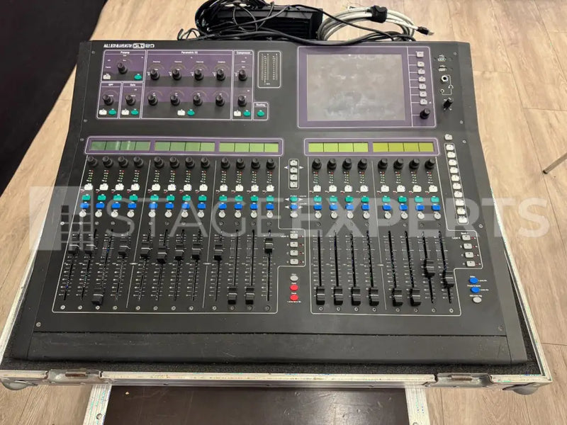 Allen & Heath GLD-80 with AR2412 & AR84 – Digital Mixer