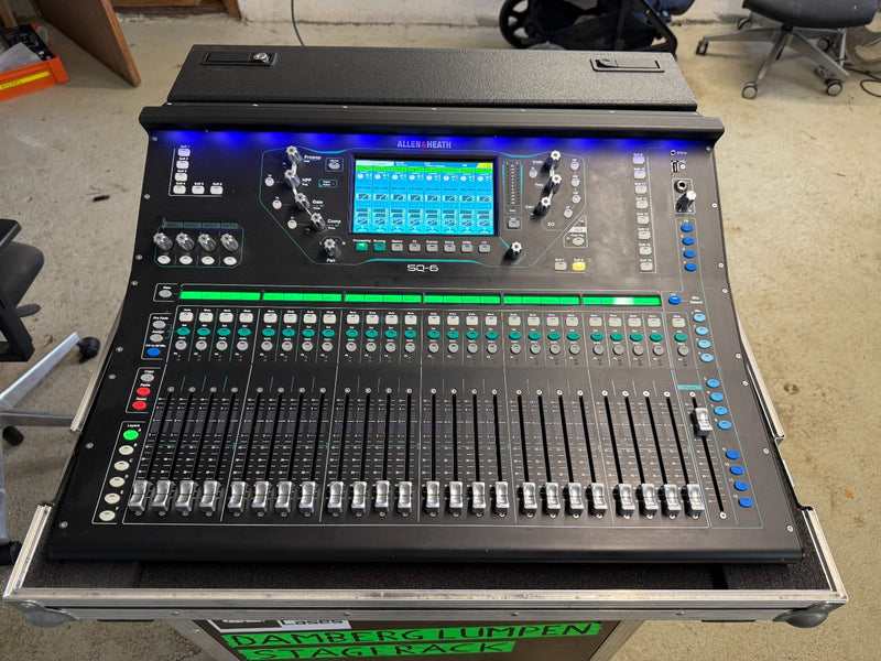 Allen & Heath SQ-6 with Dockhouse – 96kHz Digital Mixer