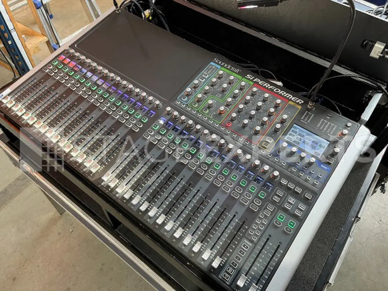 Soundcraft Si Performer 3 with Mini Stagebox 32 Bundle